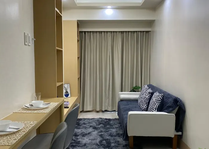 Quartz Shore 3 Residences 1br By Jbco Bed & Breakfast *